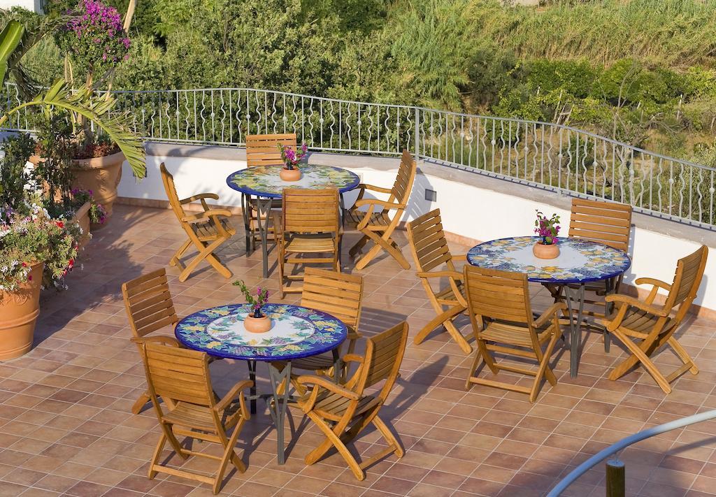 丽城酒店 Forio di Ischia 外观 照片