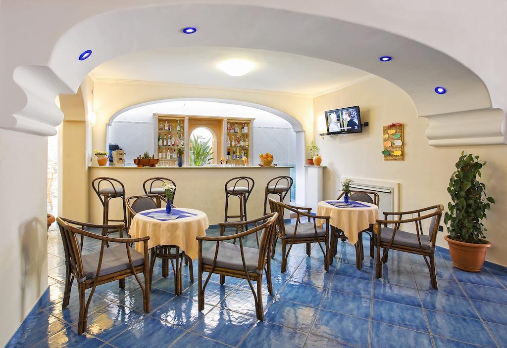 丽城酒店 Forio di Ischia 外观 照片