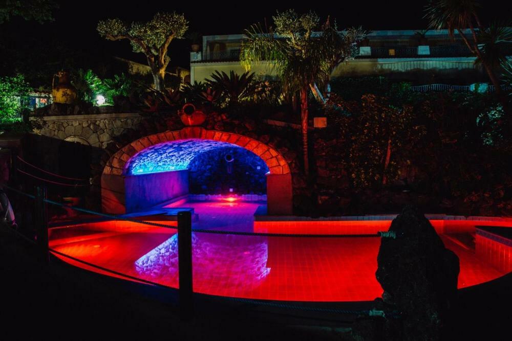 丽城酒店 Forio di Ischia 外观 照片